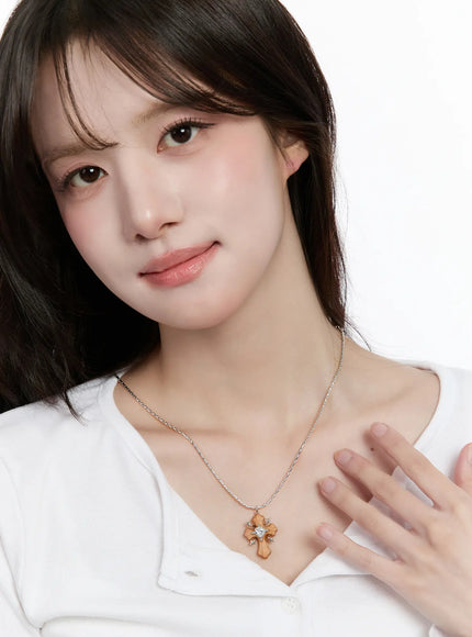 Rustic Cross Pendant Necklace CM505