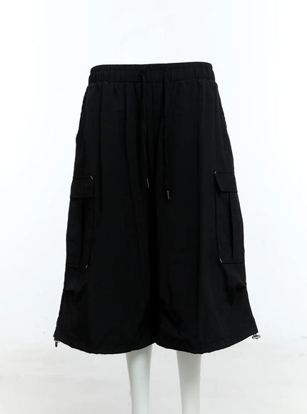 mens-nylon-cargo-bermuda-shorts-ig512 / Black