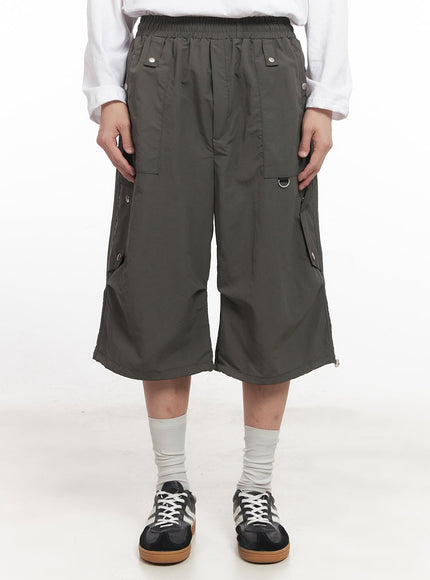 mens-nylon-pocketed-wide-fit-shorts-ia510 / Dark green