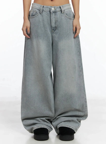 avani-low-rise-baggy-jeans-in528 / Light blue