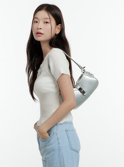 buckle-shoulder-bag-ol430 / Silver