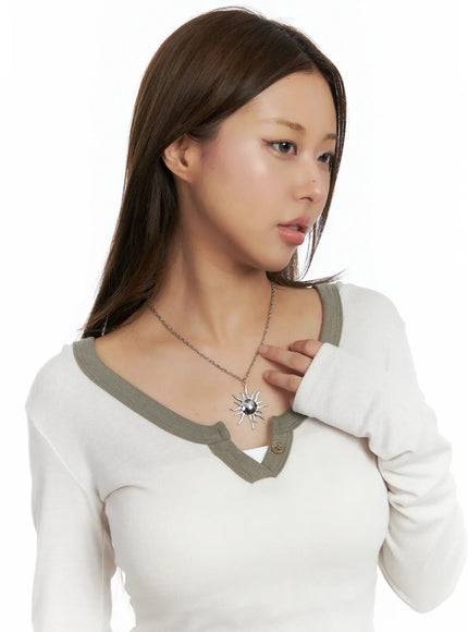 Silver Sun Pendant Necklace CS505