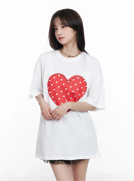 oversized-heart-graphic-tee-cm531