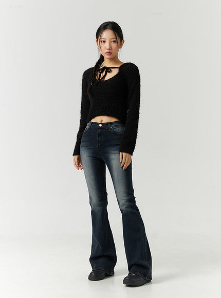 mid-rise-bootcut-jeans-cd301