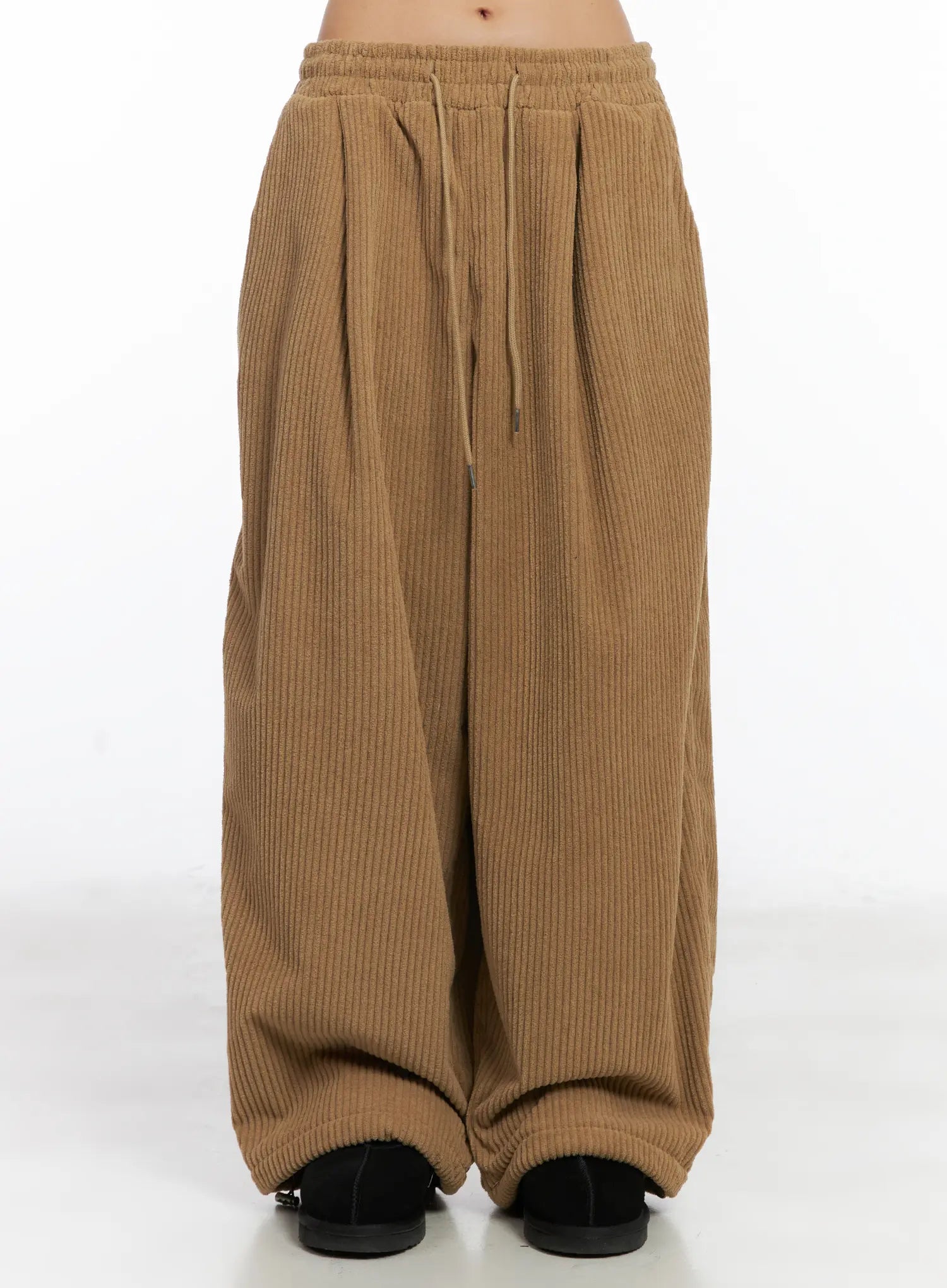 textured-fleece-baggy-pants-cd505 / Beige