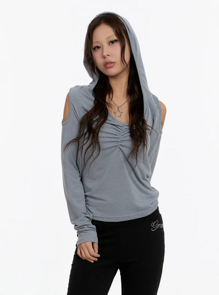 cut-out-shirred-hoodie-cn527