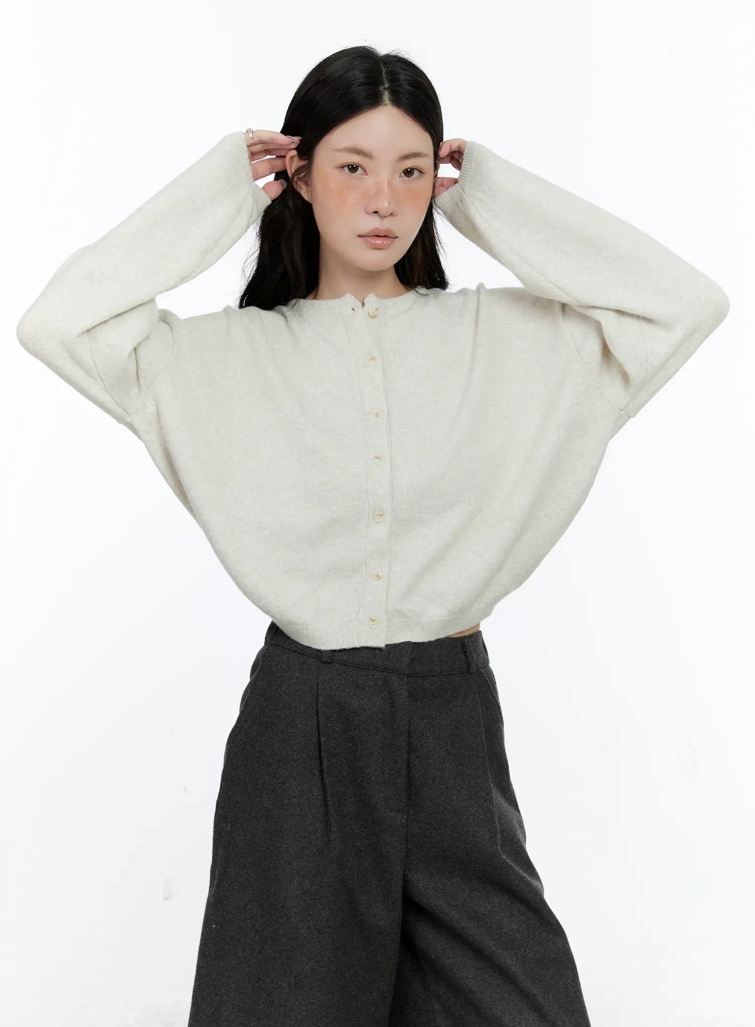 classic-round-neck-cardigan-cn517