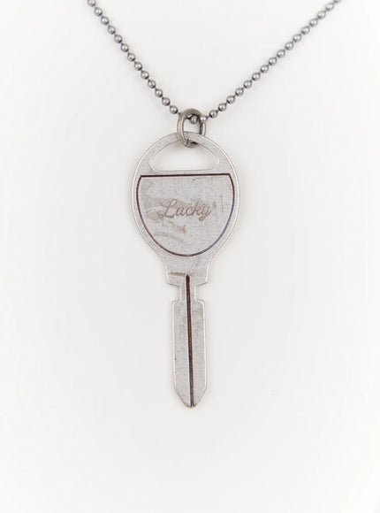 key-charm-necklace-in514