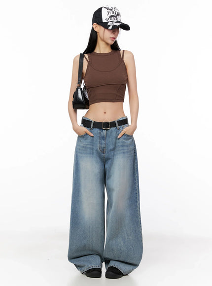 double-strap-sleeveless-crop-top-ig508