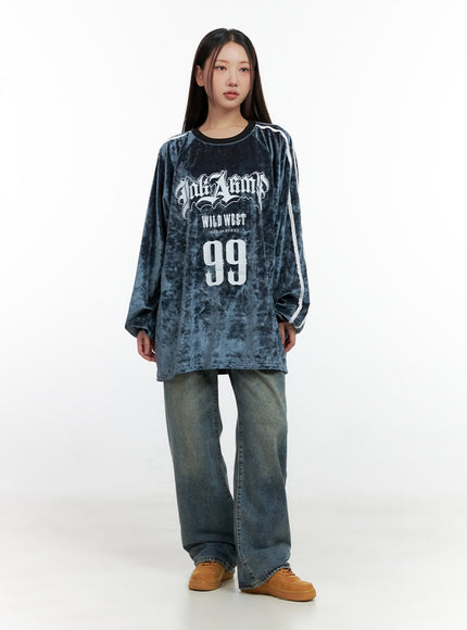 velvet-bliss-graphic-sweatshirt-cn401