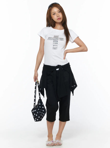 studded-cross-slim-fit-tee-cu501