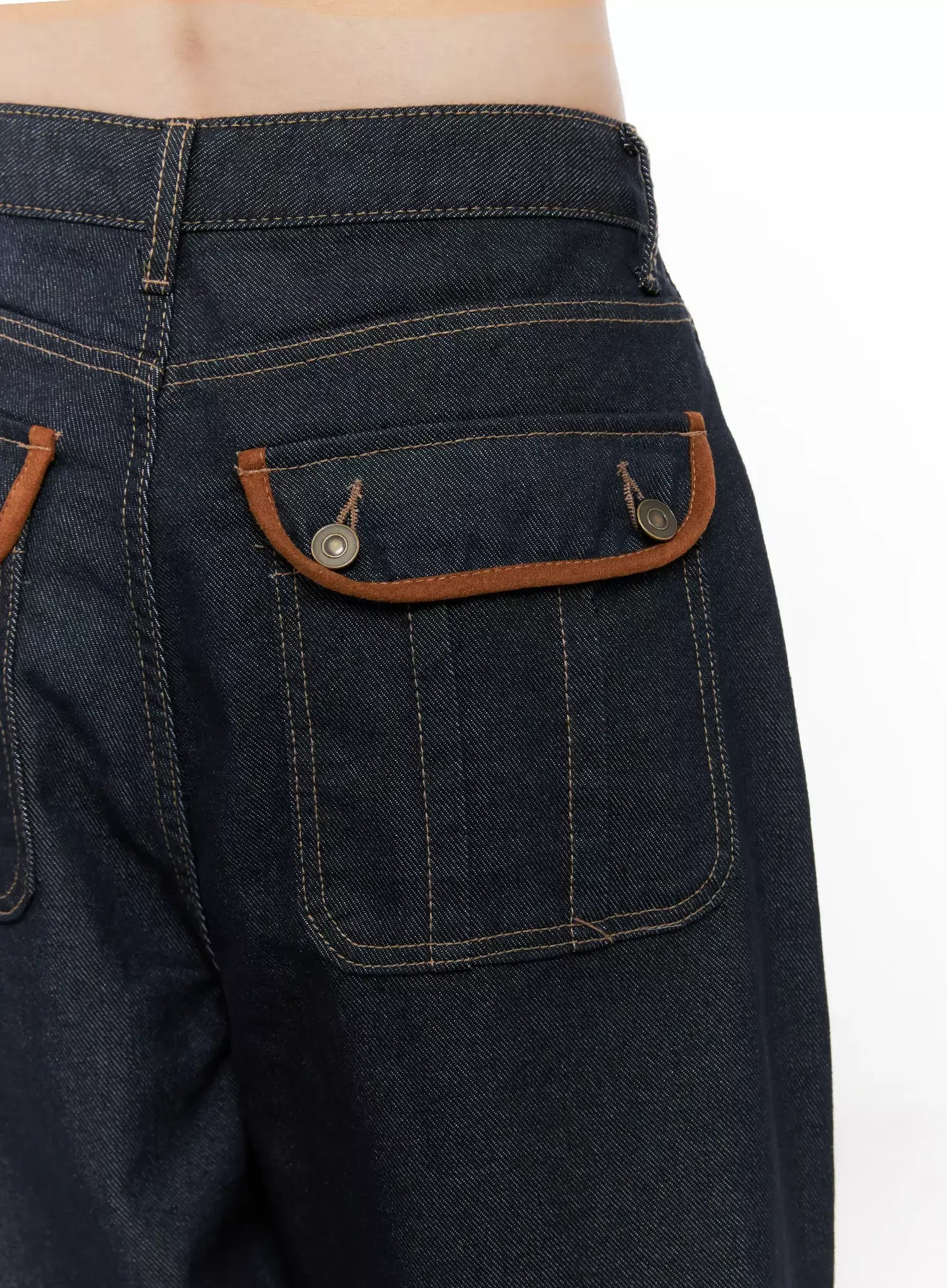 briana-suede-pocket-detail-wide-jeans-in514