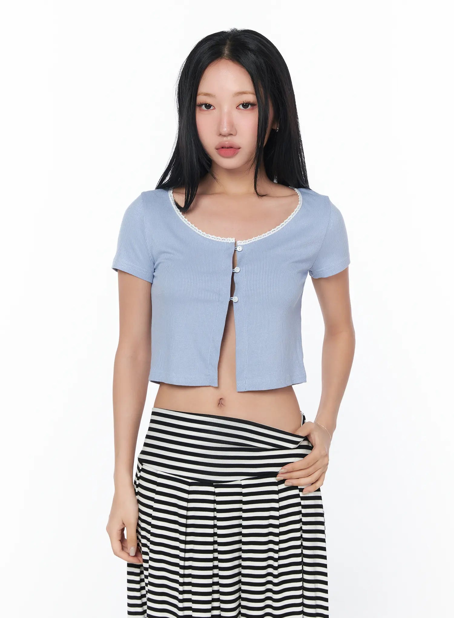 contrast-lace-crop-cardigan-cy512