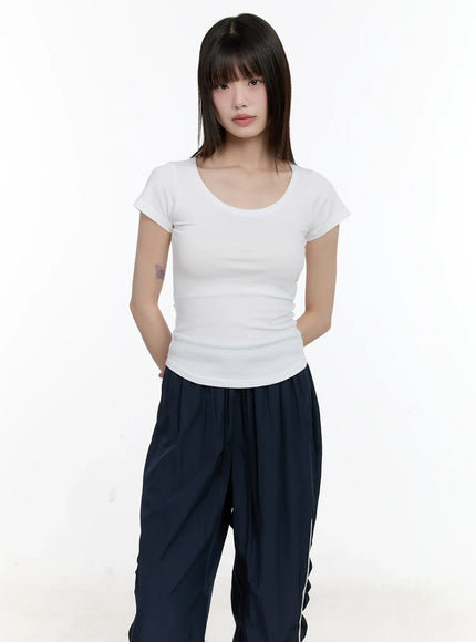 cotton-u-neck-essential-top-cl504