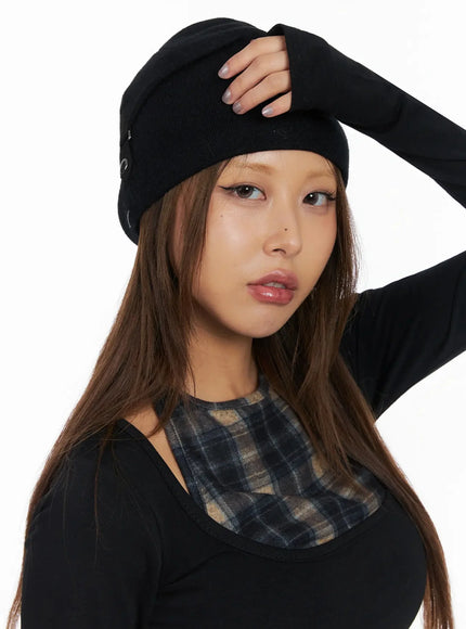 black-strap-beanie-in528