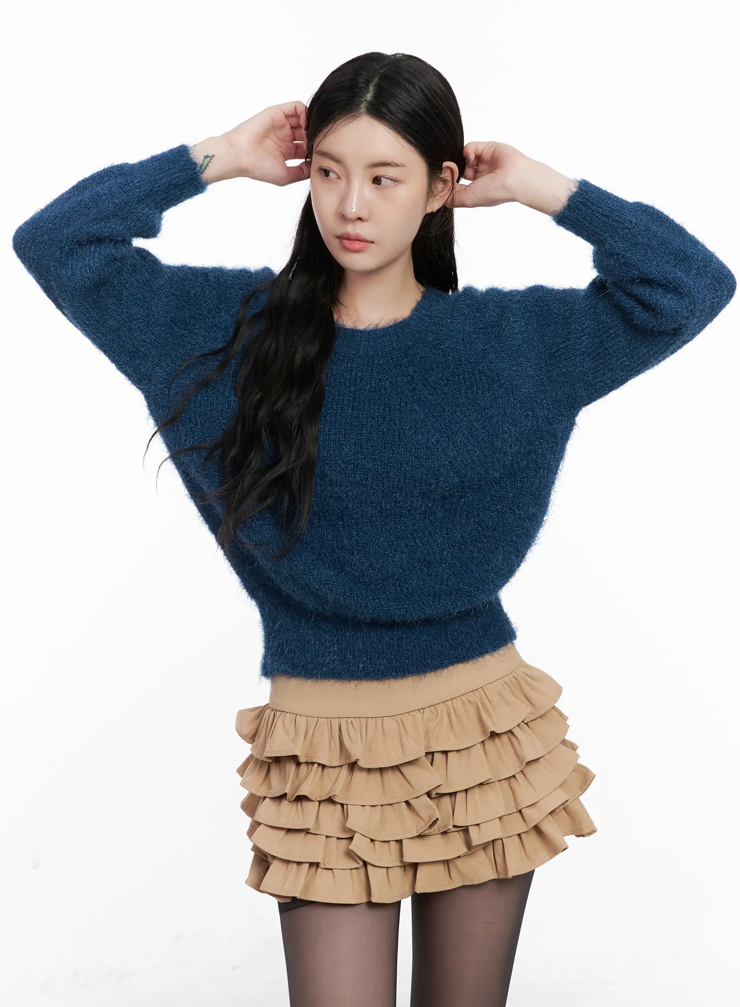cozy-round-neck-sweater-cn512