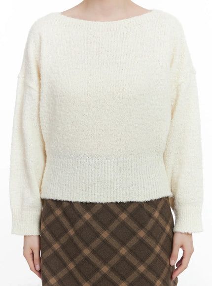 soft-boat-neck-knit-sweater-cn518