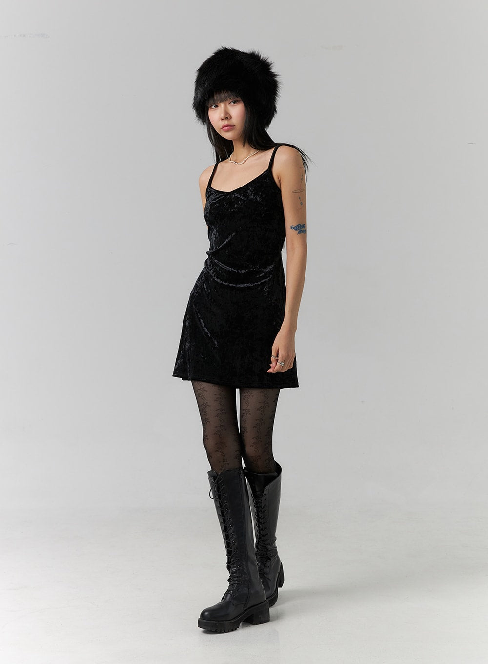 flare-velvet-mini-dress-cd308