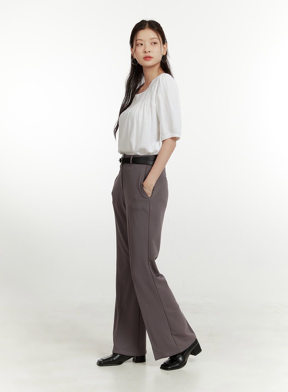 classic-straight-fit-trousers-ou419
