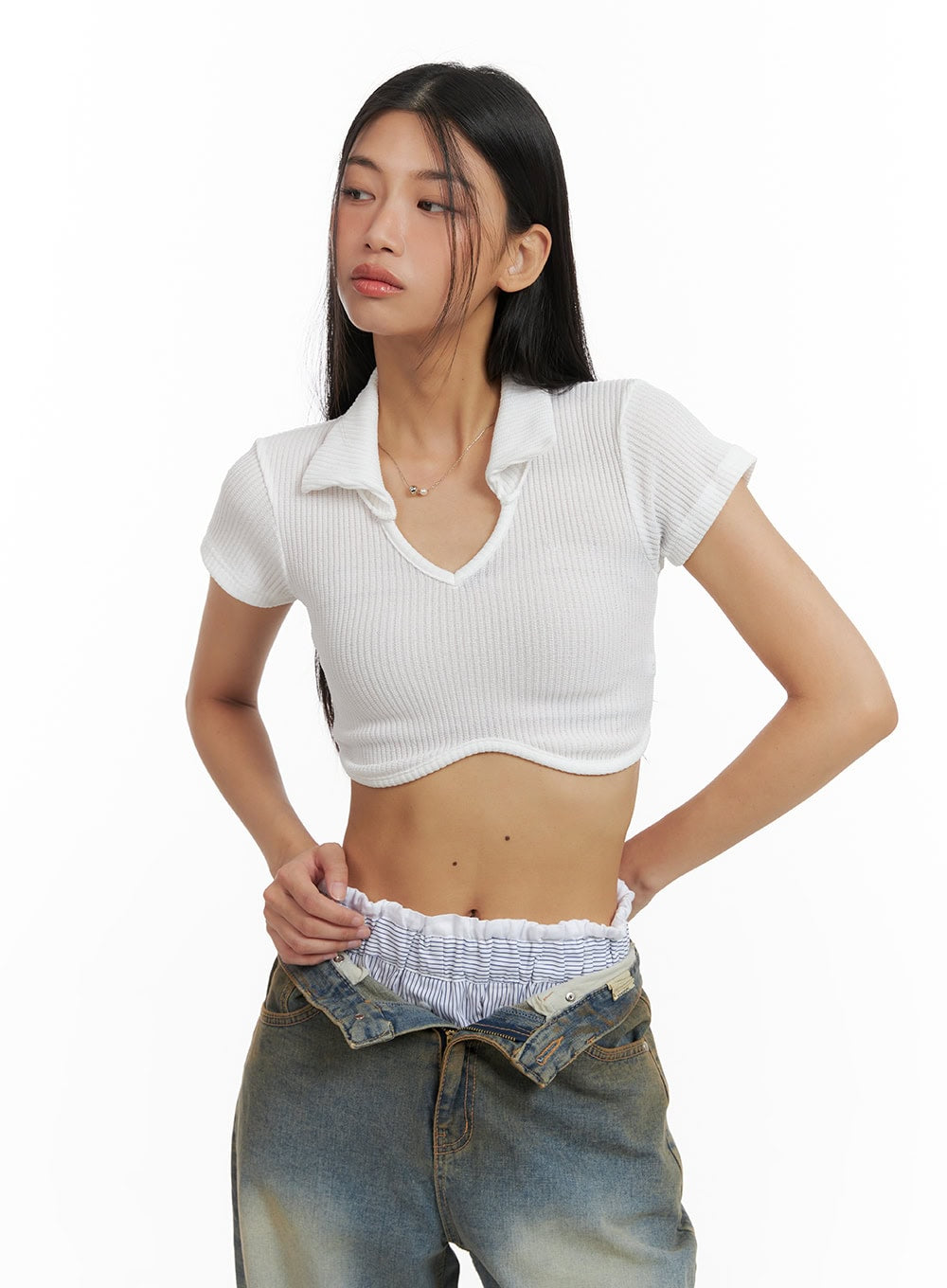 solid-v-neck-collar-cropped-tee-ca424