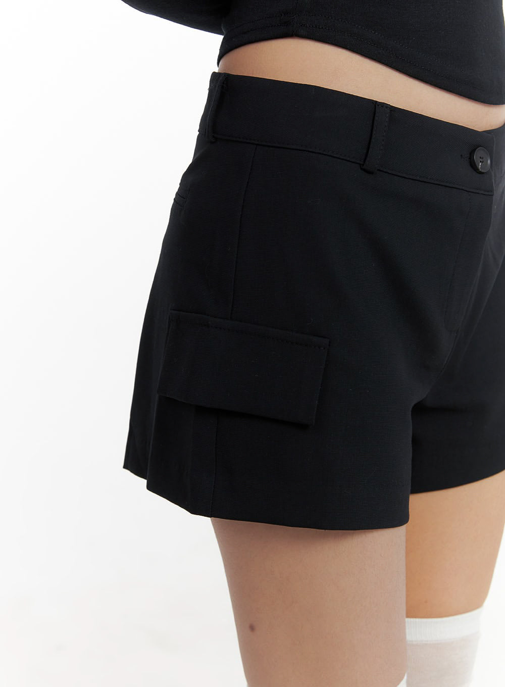 solid-side-pocket-shorts-cy403