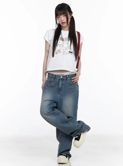 Kitty Graphic Semi-Crop Tee CM526