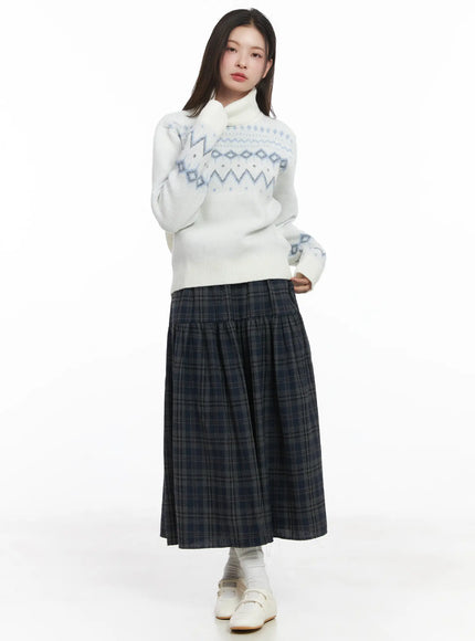 patterned-turtleneck-sweater-cj507