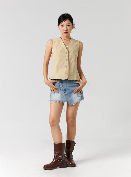 simple-button-vest-cg301