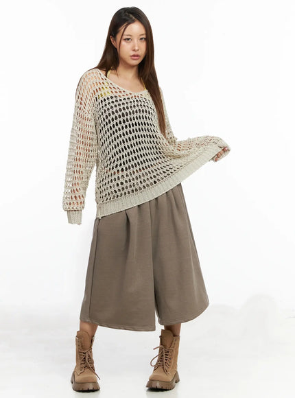 relaxed-bermuda-sweat-shorts-ia527