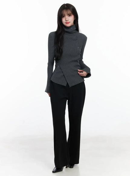 asymmetric-buttoned-knit-top-ij529