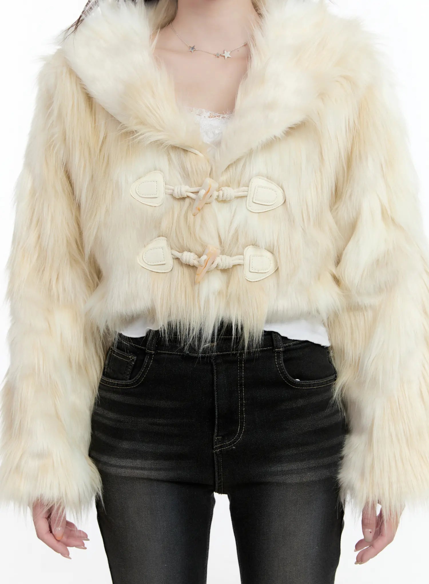 cropped-faux-fur-collared-jacket-cn525