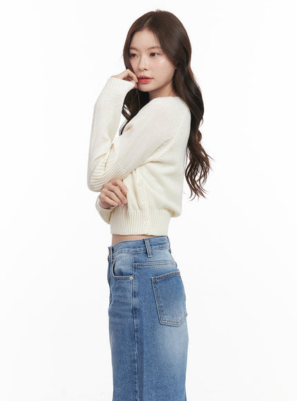 buttoned-crop-sweater-cm512