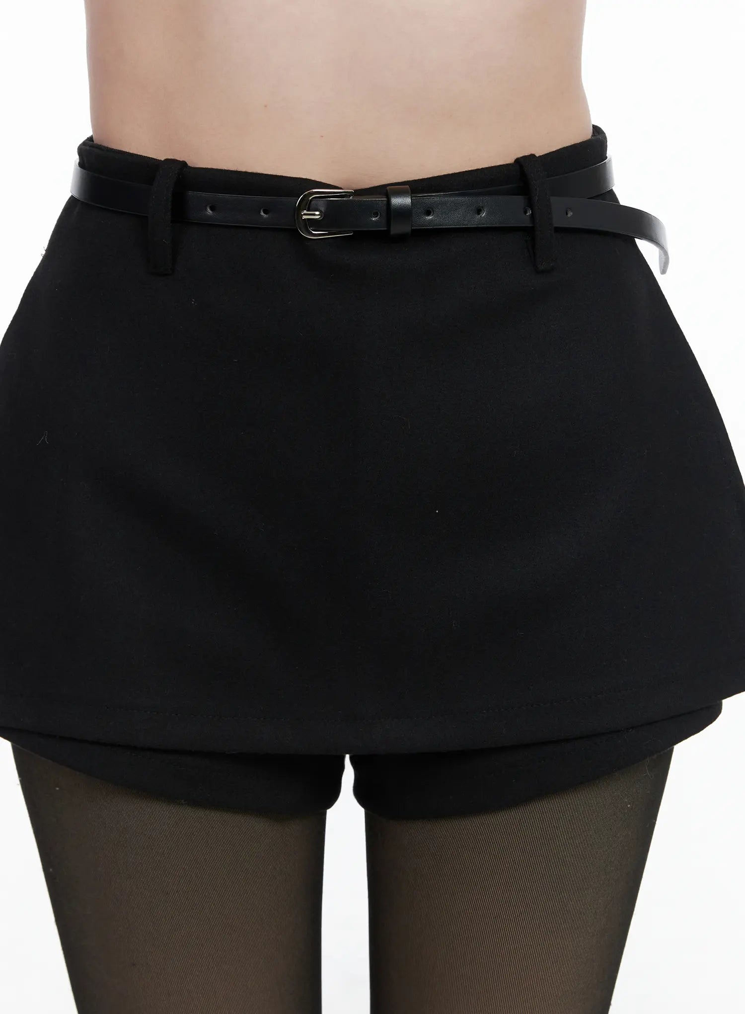 belted-mini-skort-cn519