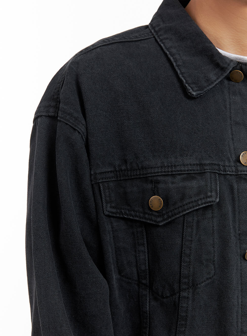 mens-denim-buttoned-jacket-iy410