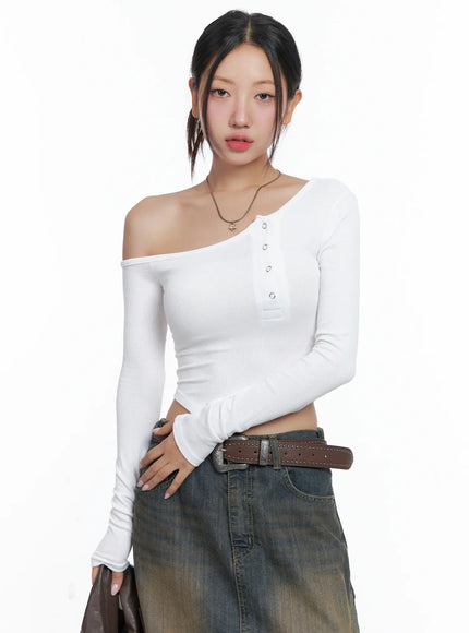 off-shoulder-asymmetric-long-sleeve-crop-top-cs503