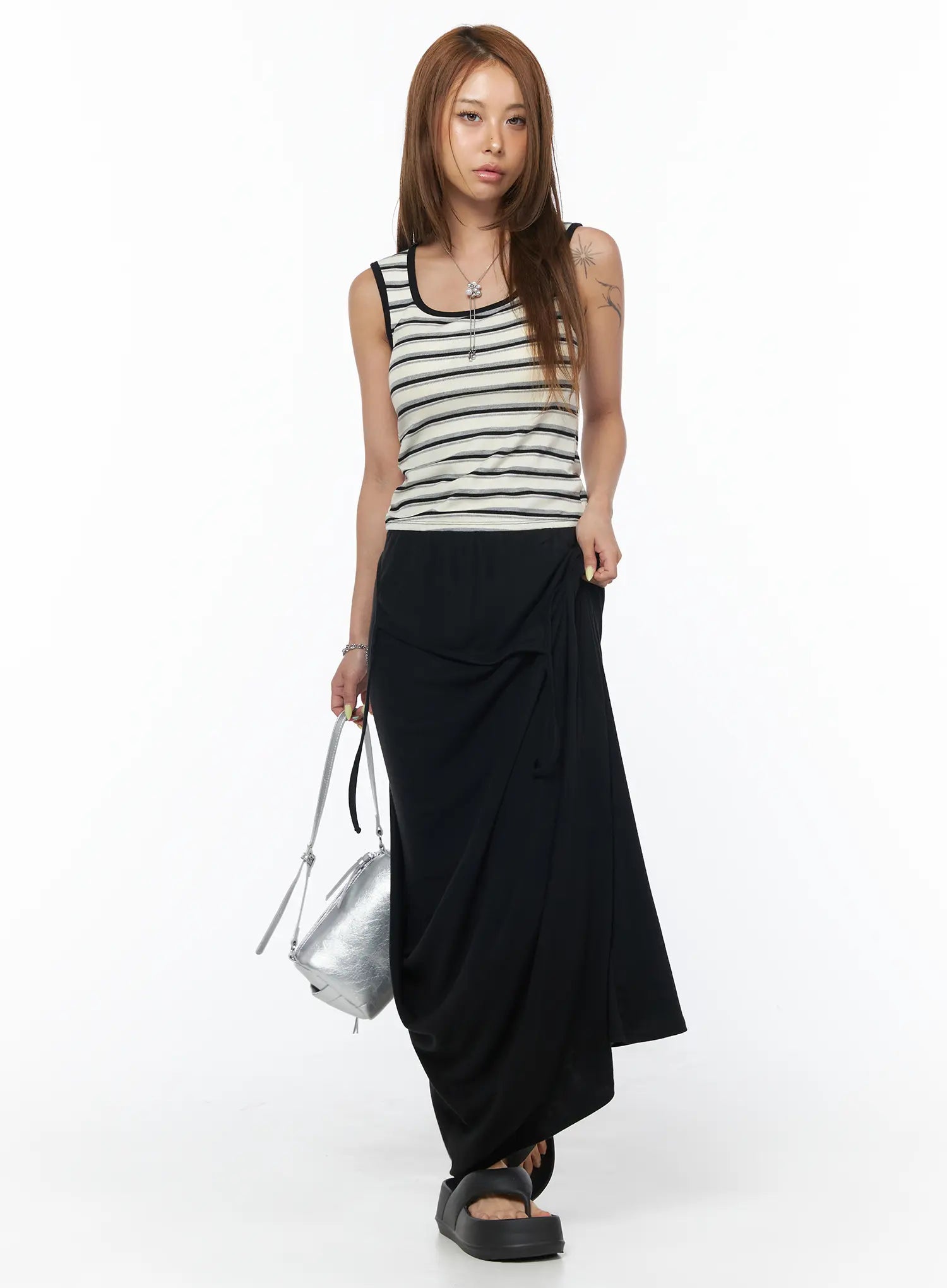 striped-sleeveless-top-with-built-in-bra-cu502