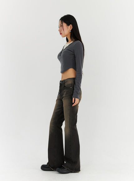 washed-bootcut-jeans-cn315