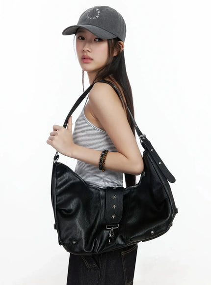 star-detail-strap-shoulder-bag-im506