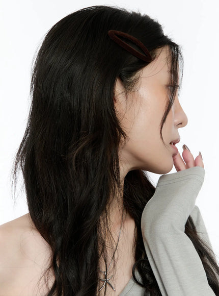 simple-suede-hair-clip-set-cn517