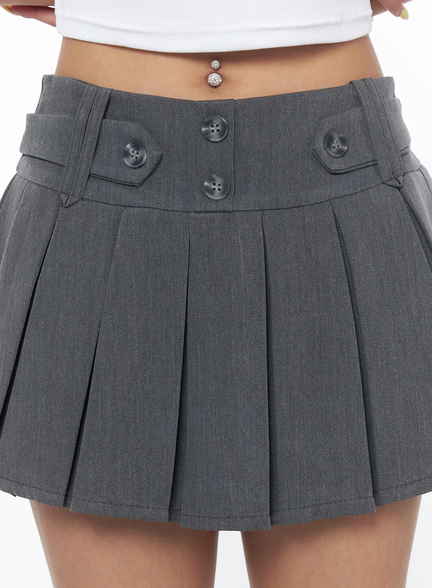 pleated-mini-skirt-with-button-details-cu502