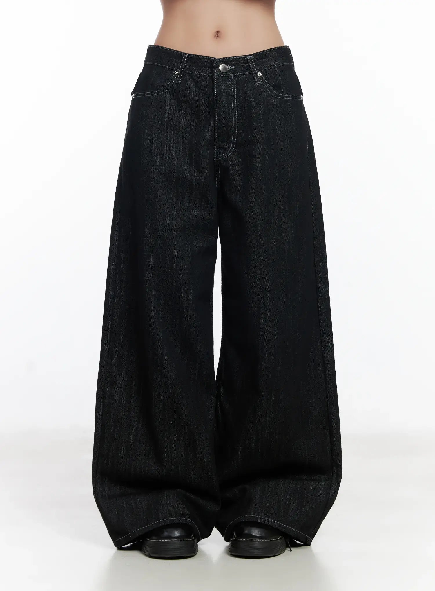 Violet Studded Baggy Jeans CJ530