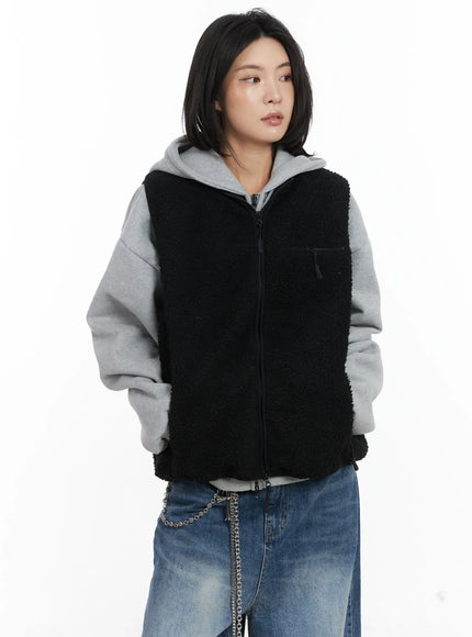oversize-shearling-vest-cn528