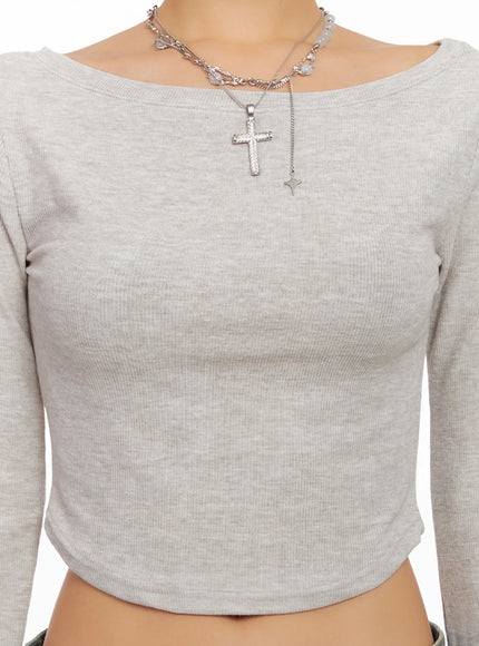 slim-fit-wide-neck-crop-top-ig527