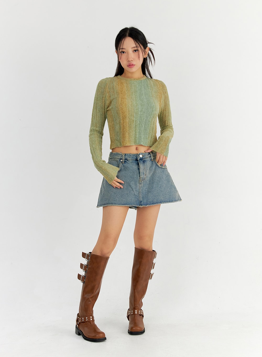 round-neck-gradient-color-crop-sweater-co327