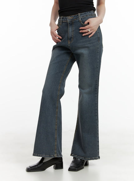 loose-fit-bootcut-jeans-cl412