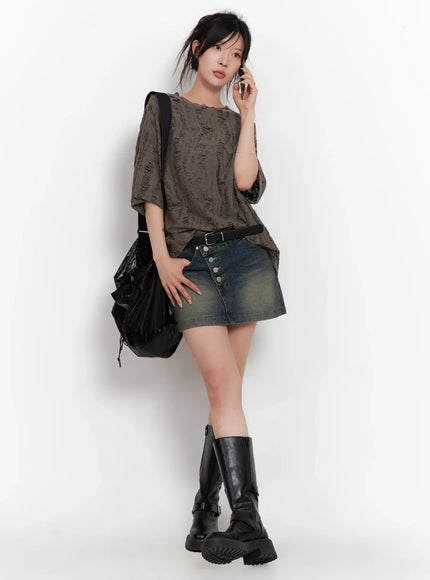 slanted-button-low-rise-denim-skirt-ic503