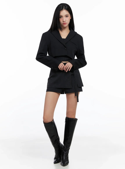 Modern Pinstripe Cropped Blazer IS525