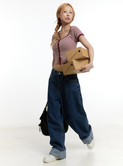 stripe-buttoned-crop-top-cy501