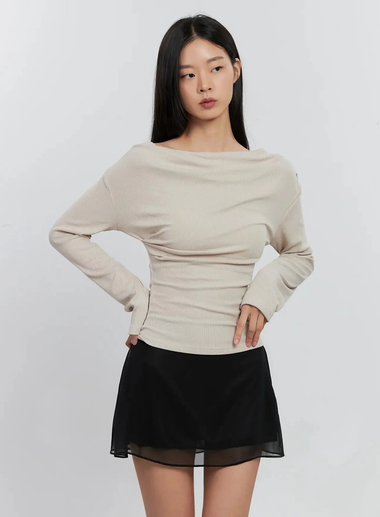 asymmetric-long-sleeve-top-is516