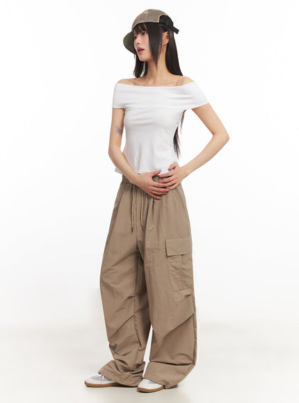 cargo-wide-leg-windbreaker-pants-iy502